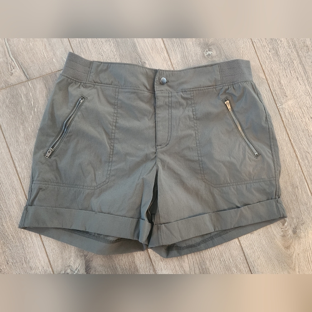 Womens shorts size large